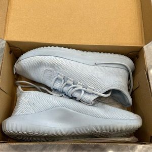 Adidas tubular shadow